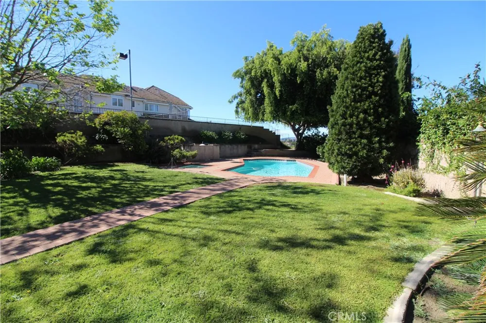 25462 Gallup Circle Laguna Hills, CA 92653