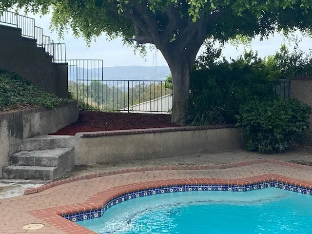 25462 Gallup Circle Laguna Hills, CA 92653