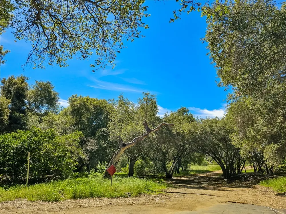 93706 Via Escondido Temecula, CA 92590