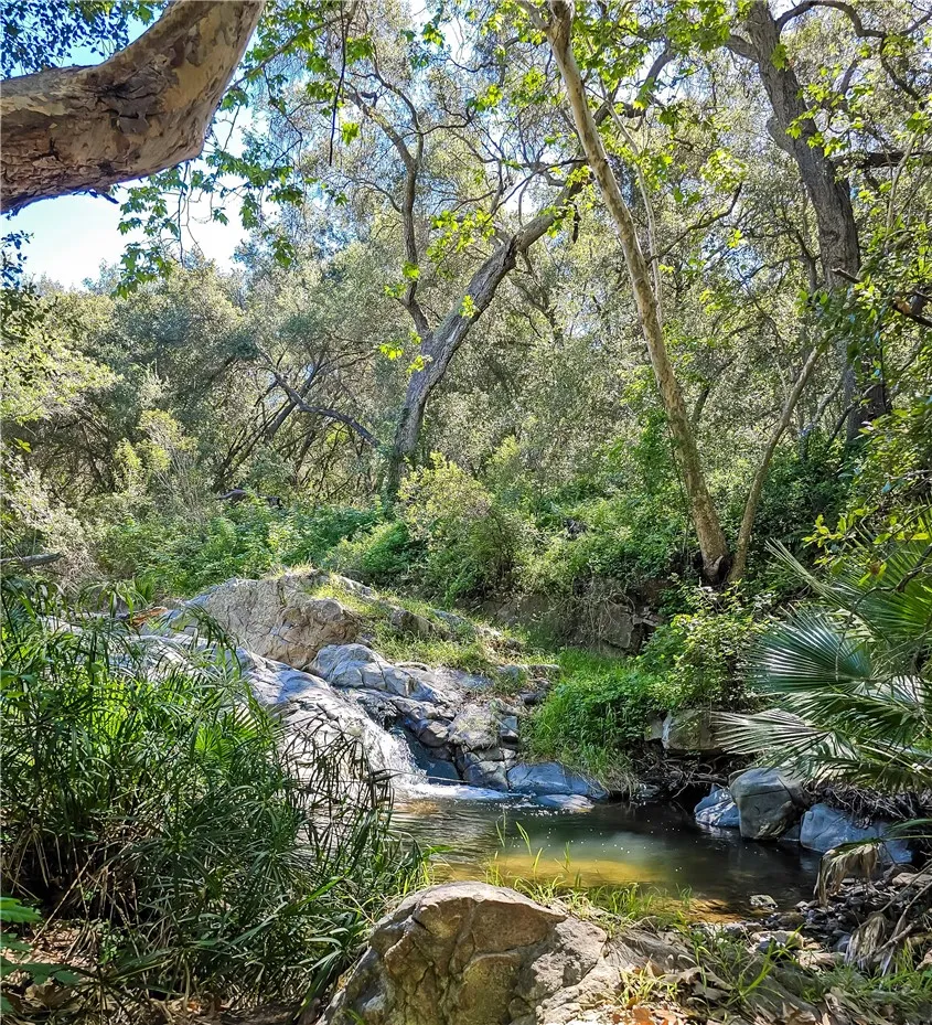 93706 Via Escondido Temecula, CA 92590