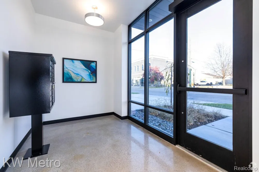 120 E Liberty Street #203 Milford Village, MI 48381