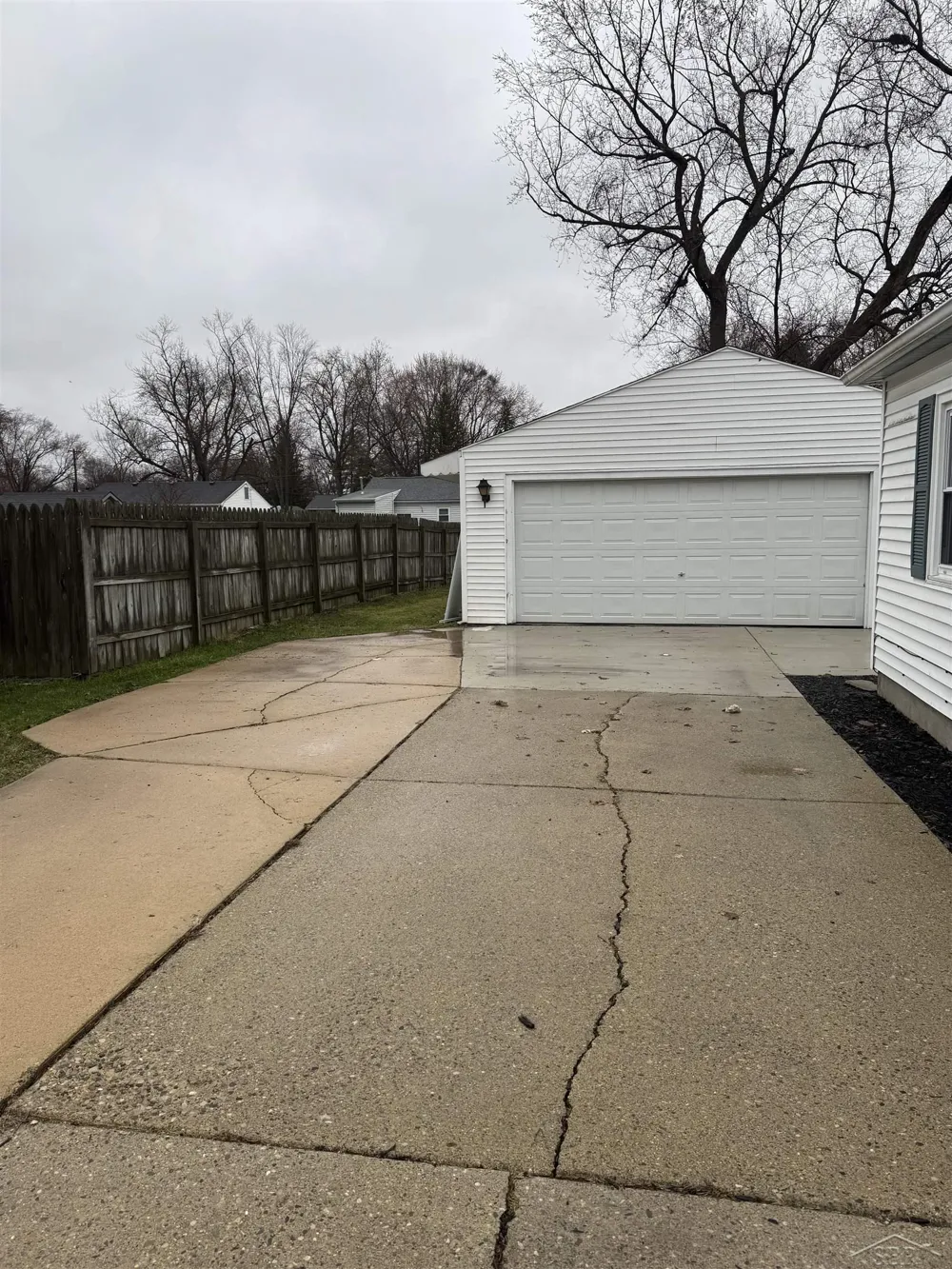 2028 AUBURN STREET Delhi Charter Township, MI 48842