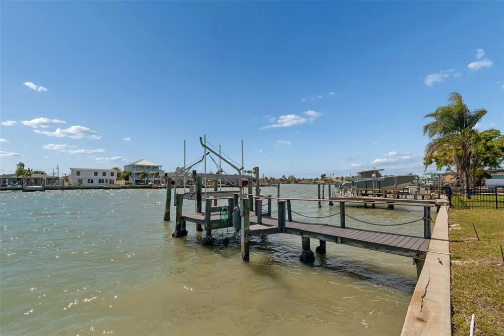 16108 5TH STREET E Redington Beach, FL 33708