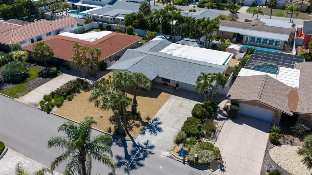 290 1ST STREET W Tierra Verde, FL 33715