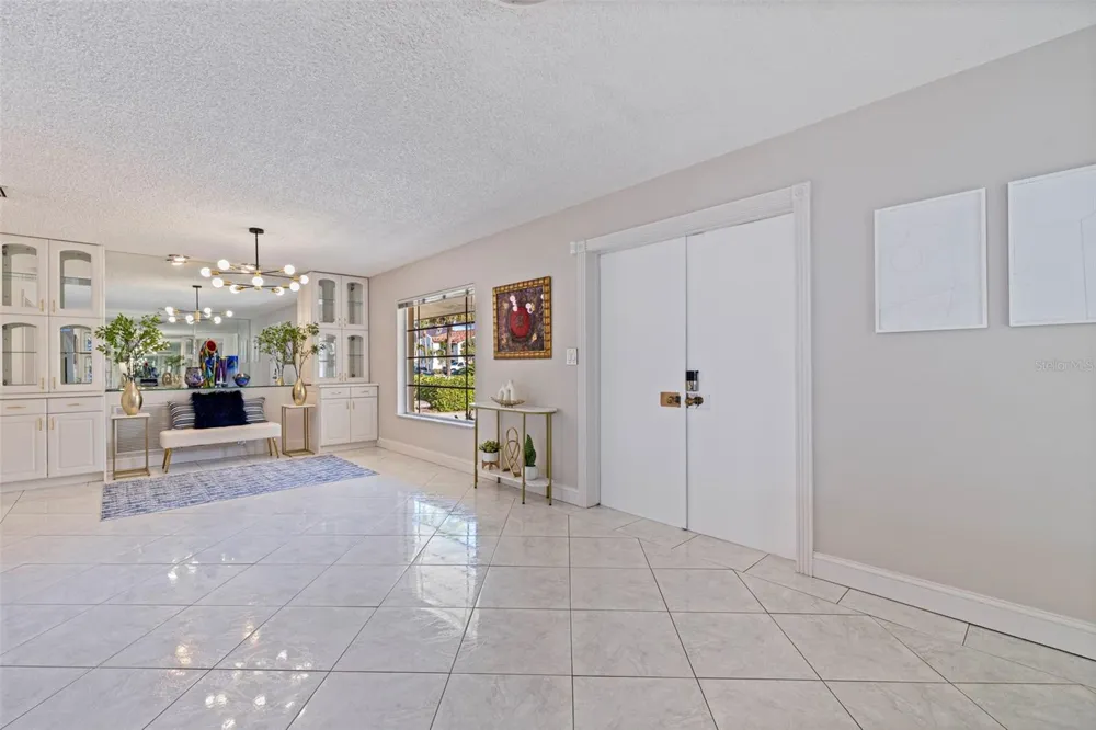290 1ST STREET W Tierra Verde, FL 33715