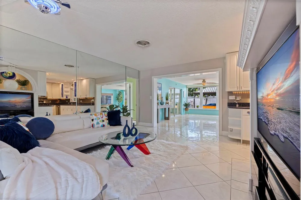 290 1ST STREET W Tierra Verde, FL 33715