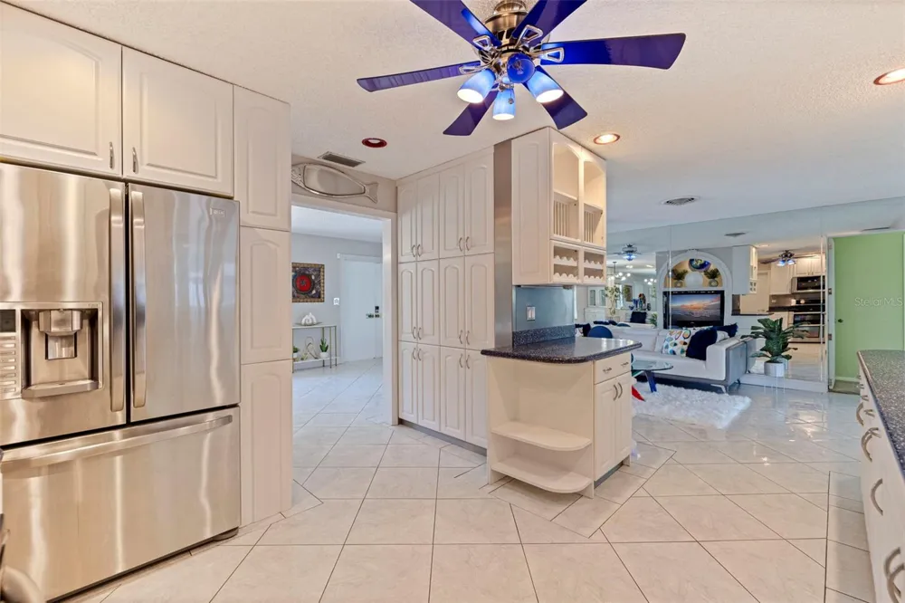 290 1ST STREET W Tierra Verde, FL 33715