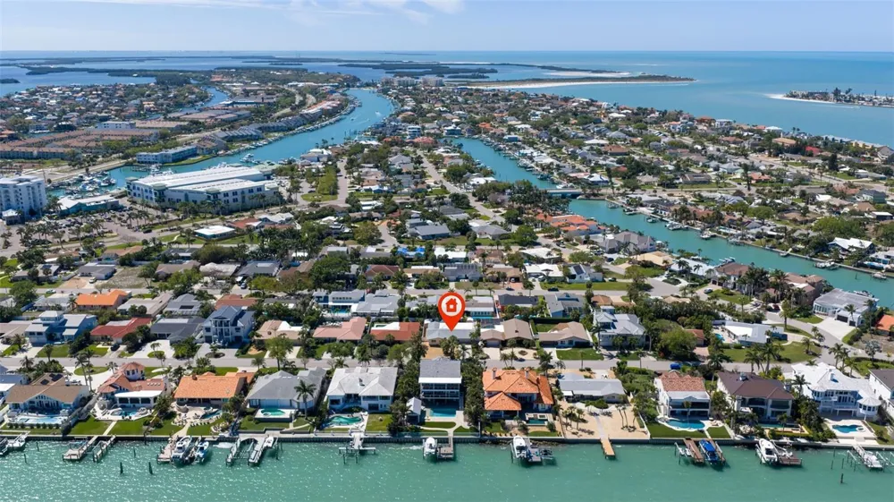 290 1ST STREET W Tierra Verde, FL 33715