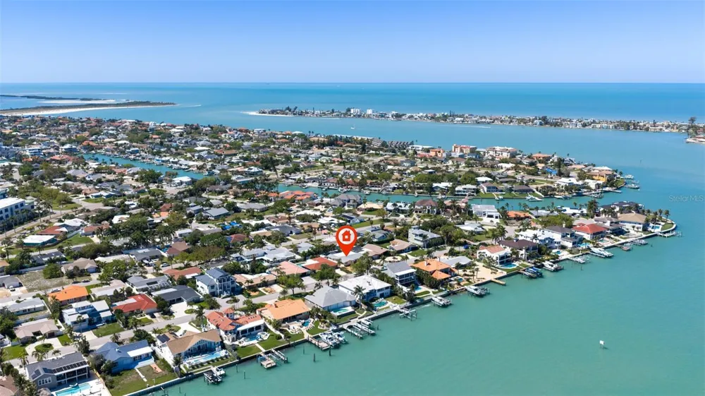 290 1ST STREET W Tierra Verde, FL 33715