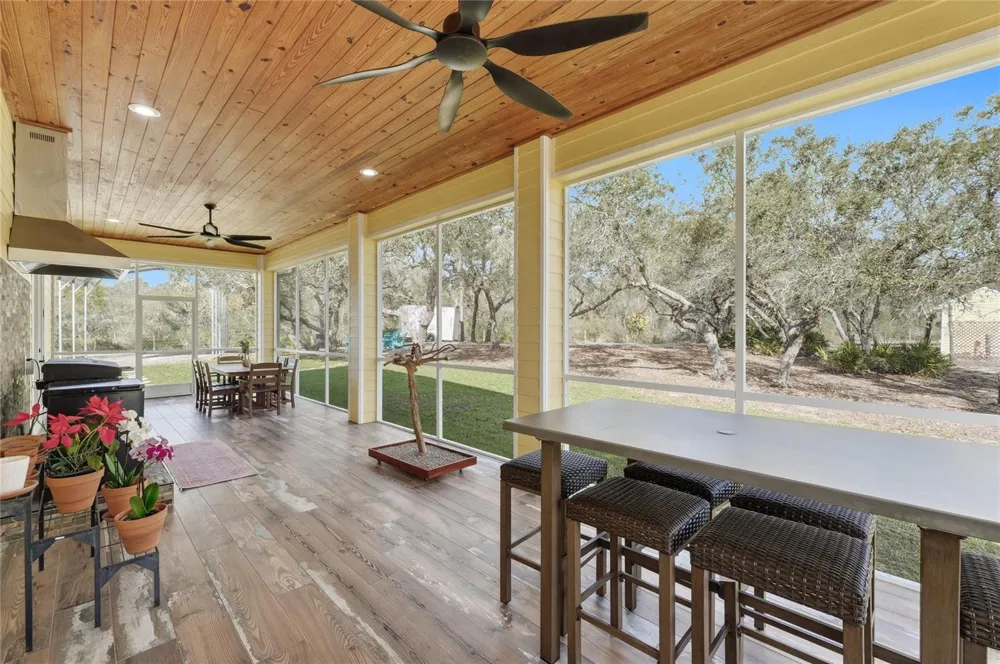 2204 R E BYRD ROAD Frostproof, FL 33843