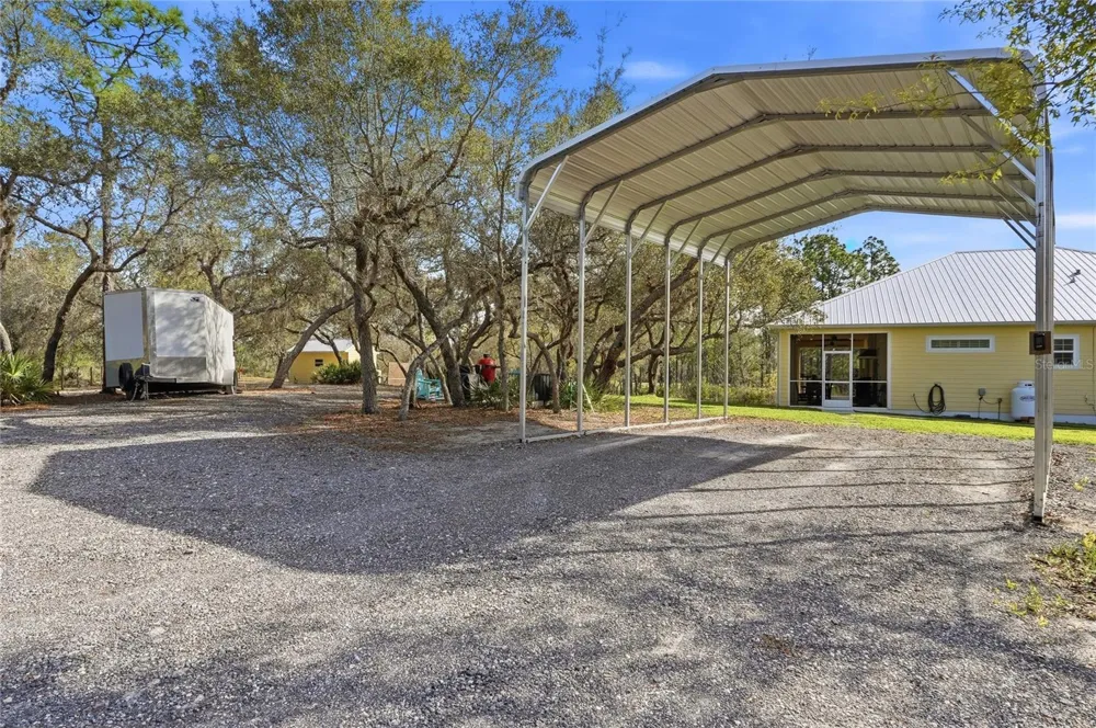 2204 R E BYRD ROAD Frostproof, FL 33843