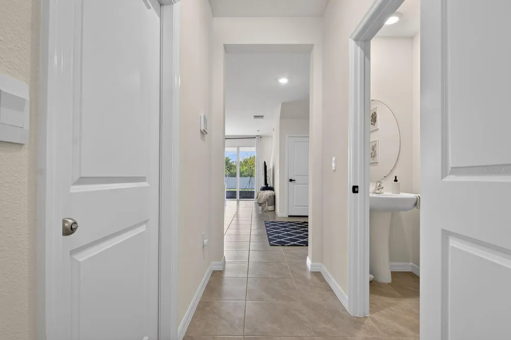 350 MANGROVE SHADE CIRCLE Apollo Beach, FL 33572