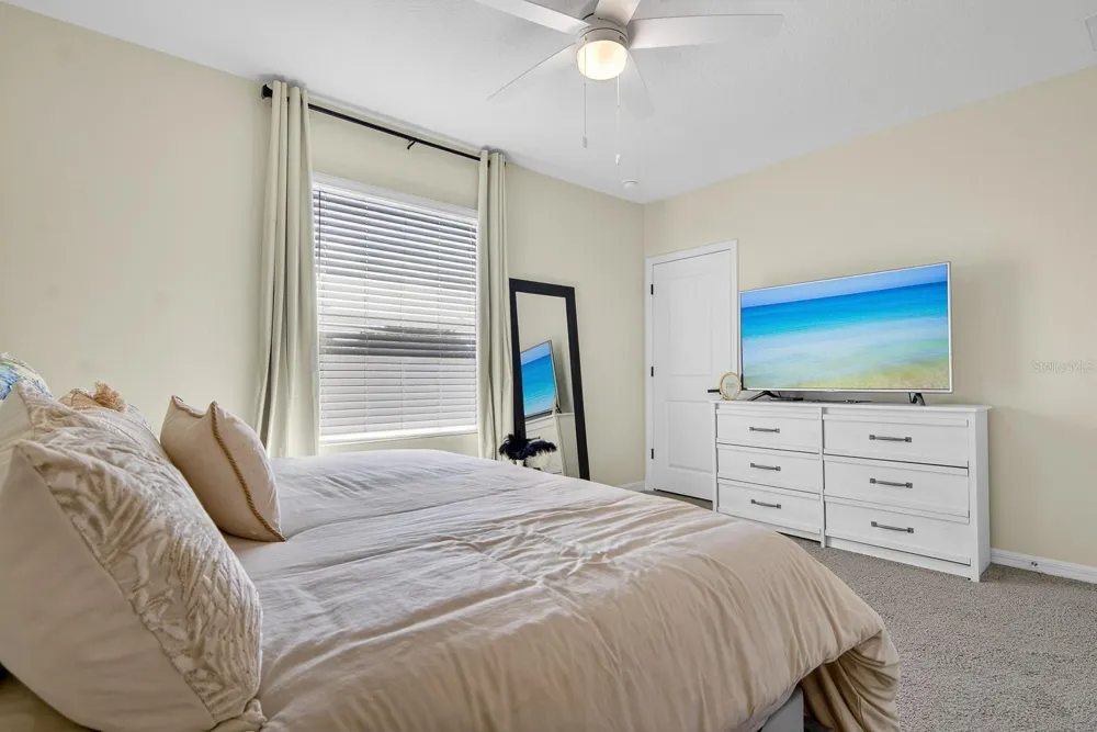 350 MANGROVE SHADE CIRCLE Apollo Beach, FL 33572