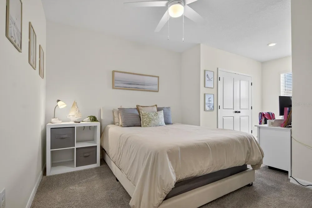 350 MANGROVE SHADE CIRCLE Apollo Beach, FL 33572
