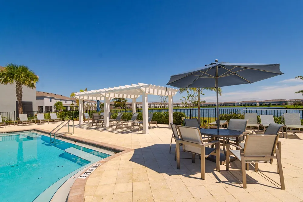 350 MANGROVE SHADE CIRCLE Apollo Beach, FL 33572