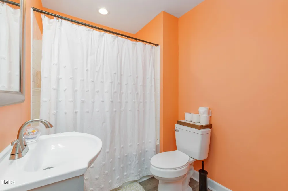 274 S Chaucer Way Kittrell, NC 27544