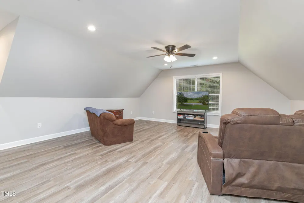 274 S Chaucer Way Kittrell, NC 27544