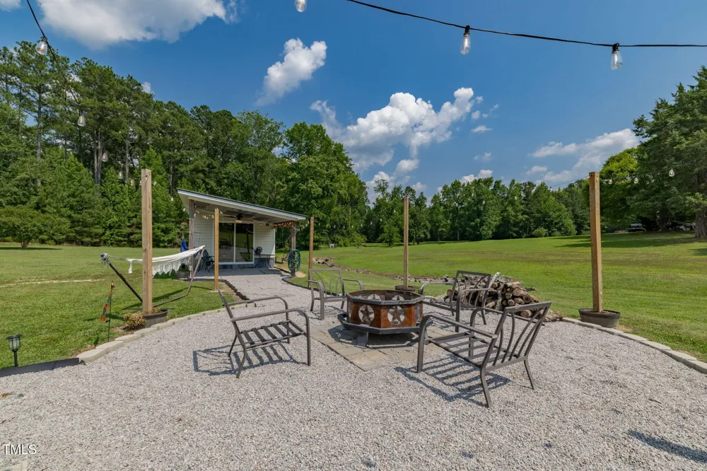 274 S Chaucer Way Kittrell, NC 27544