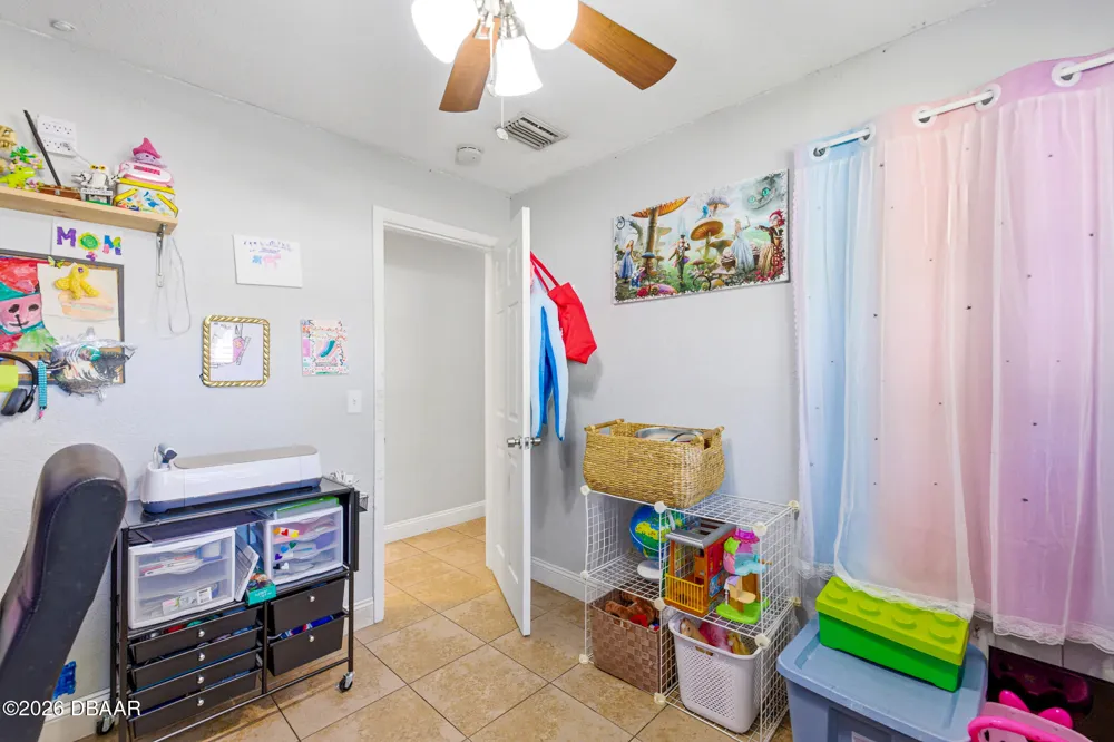 2821 Oak Lea Drive South Daytona, FL 32119
