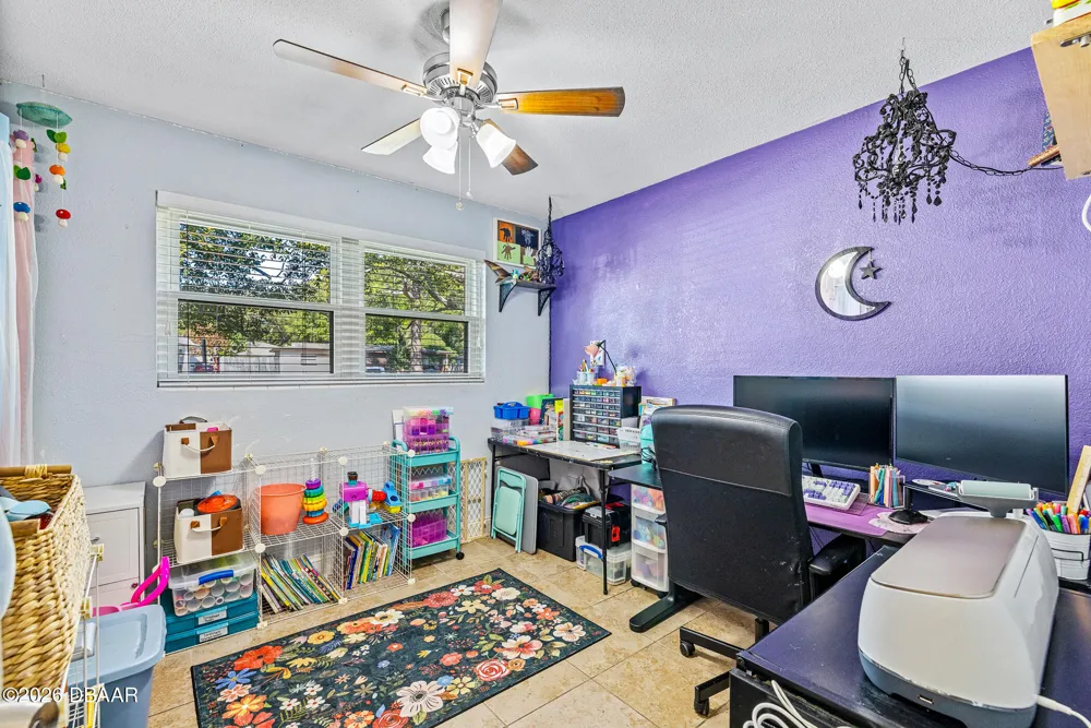 2821 Oak Lea Drive South Daytona, FL 32119