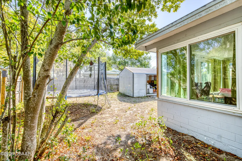 2821 Oak Lea Drive South Daytona, FL 32119