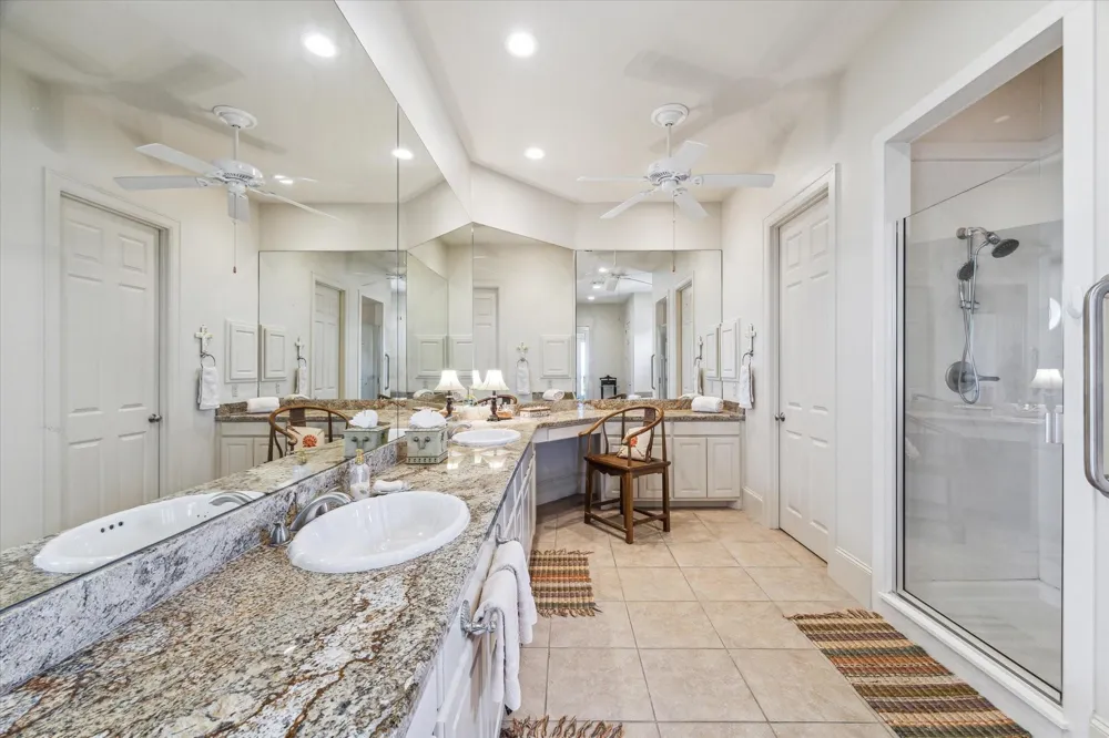 1 Blue Heron Cir Drive Jamaica Beach, TX 77554