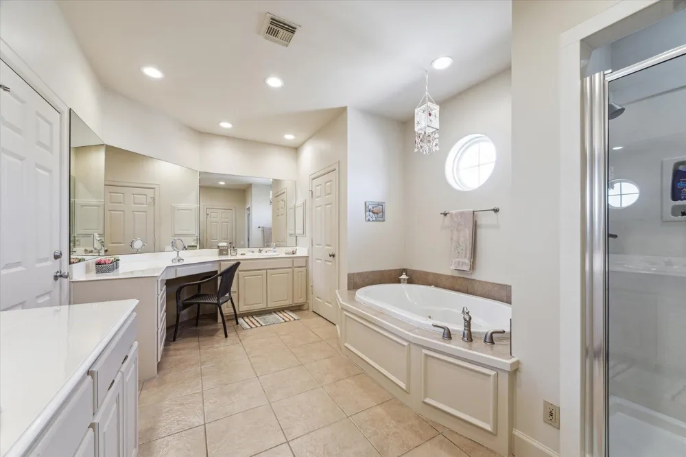 1 Blue Heron Cir Drive Jamaica Beach, TX 77554