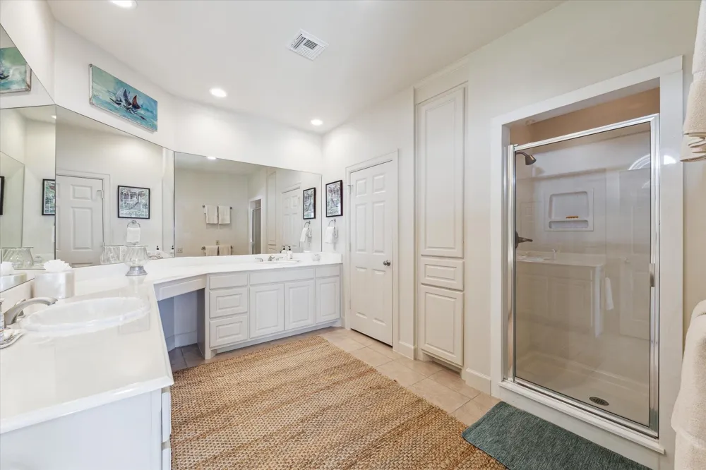 1 Blue Heron Cir Drive Jamaica Beach, TX 77554