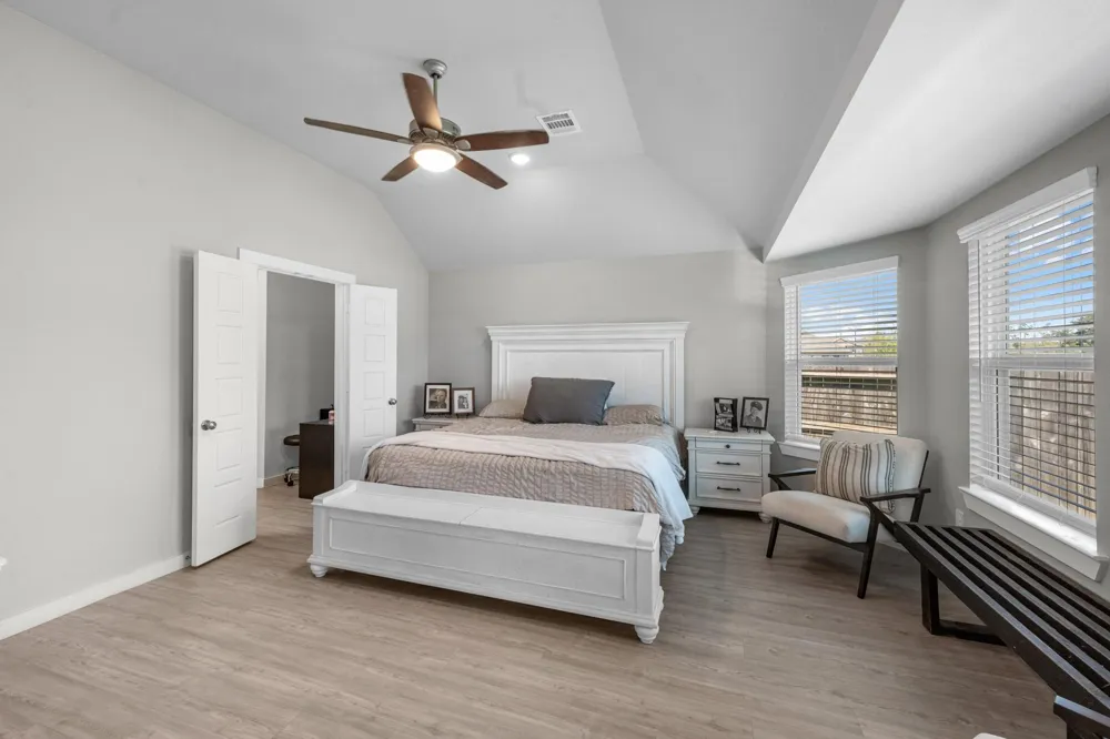 721 Roaring Falls Drive Willis, TX 77378