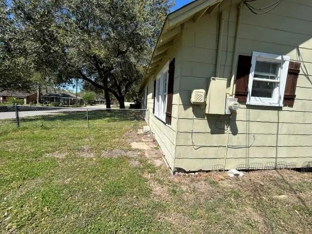 400 Stevenson Street Eagle Lake, TX 77434