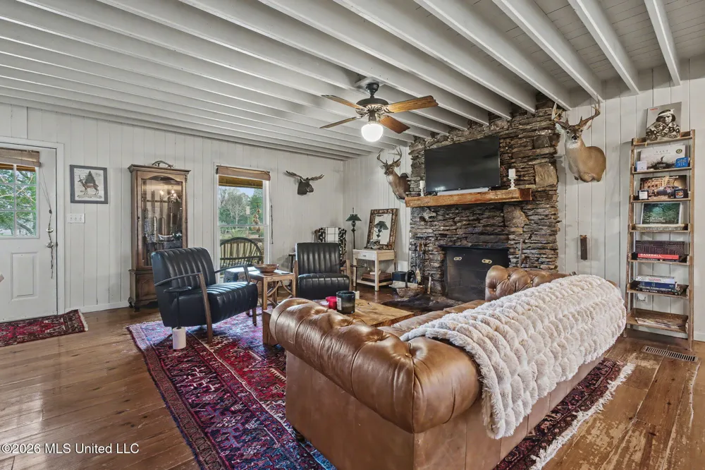392 Sycamore Road Coldwater, MS 38618