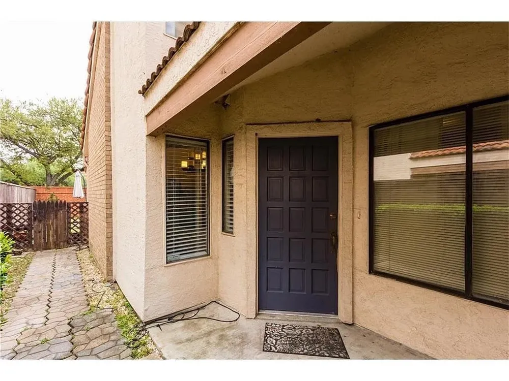 519 Ranch Trail #134 Irving, TX 75063