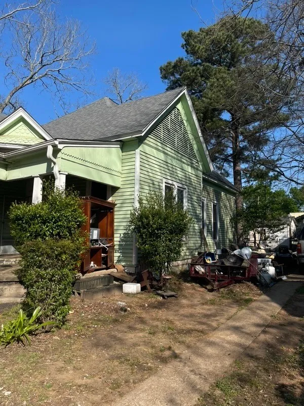 311 W Green Street Palestine, TX 75801