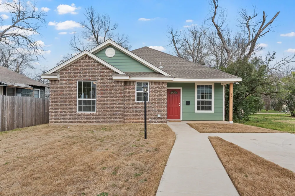 1325 11th Street Waco, TX 76707
