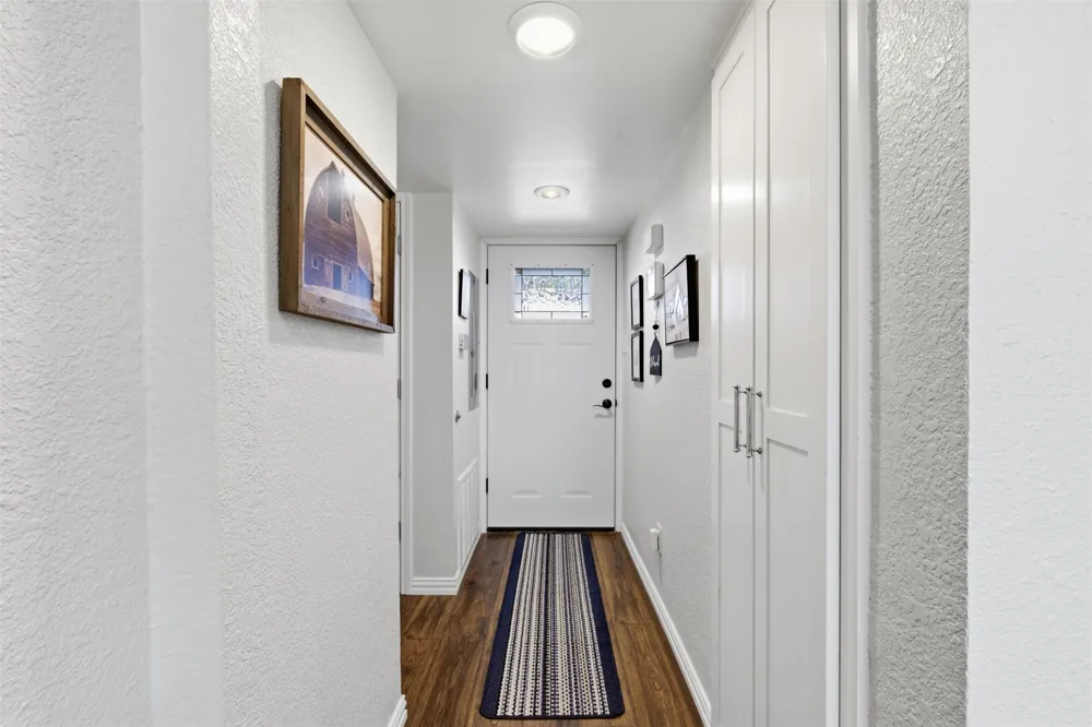 108 Harbor Drive #102 Runaway Bay, TX 76426