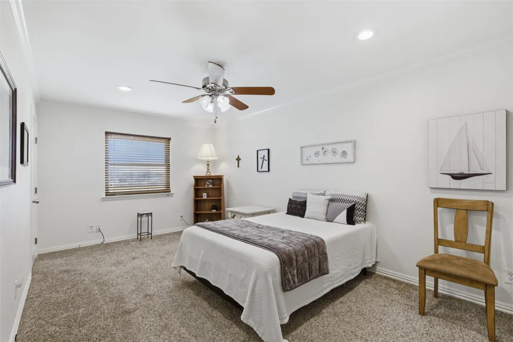 108 Harbor Drive #102 Runaway Bay, TX 76426
