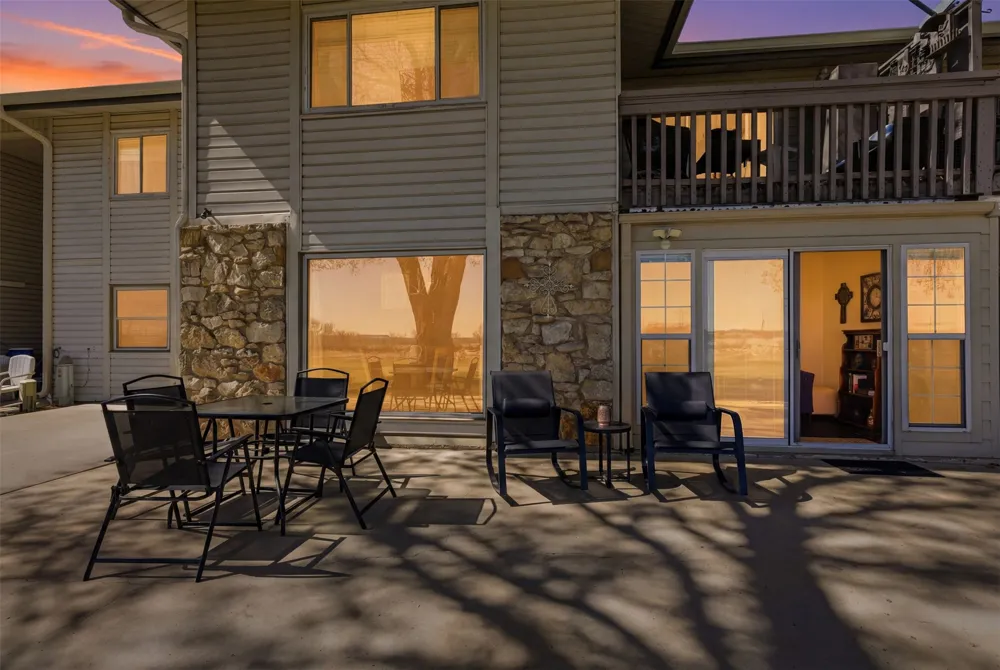 108 Harbor Drive #102 Runaway Bay, TX 76426