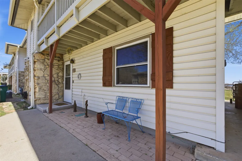 108 Harbor Drive #102 Runaway Bay, TX 76426