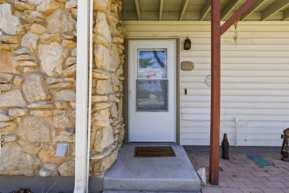 108 Harbor Drive #102 Runaway Bay, TX 76426