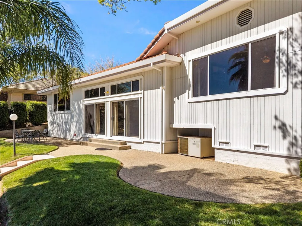 8581 Paradise Valley Boulevard Lucerne, CA 95458