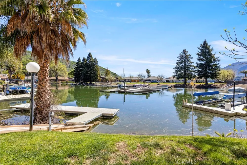 8581 Paradise Valley Boulevard Lucerne, CA 95458