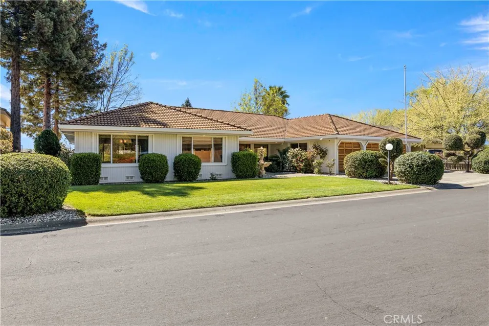 8581 Paradise Valley Boulevard Lucerne, CA 95458