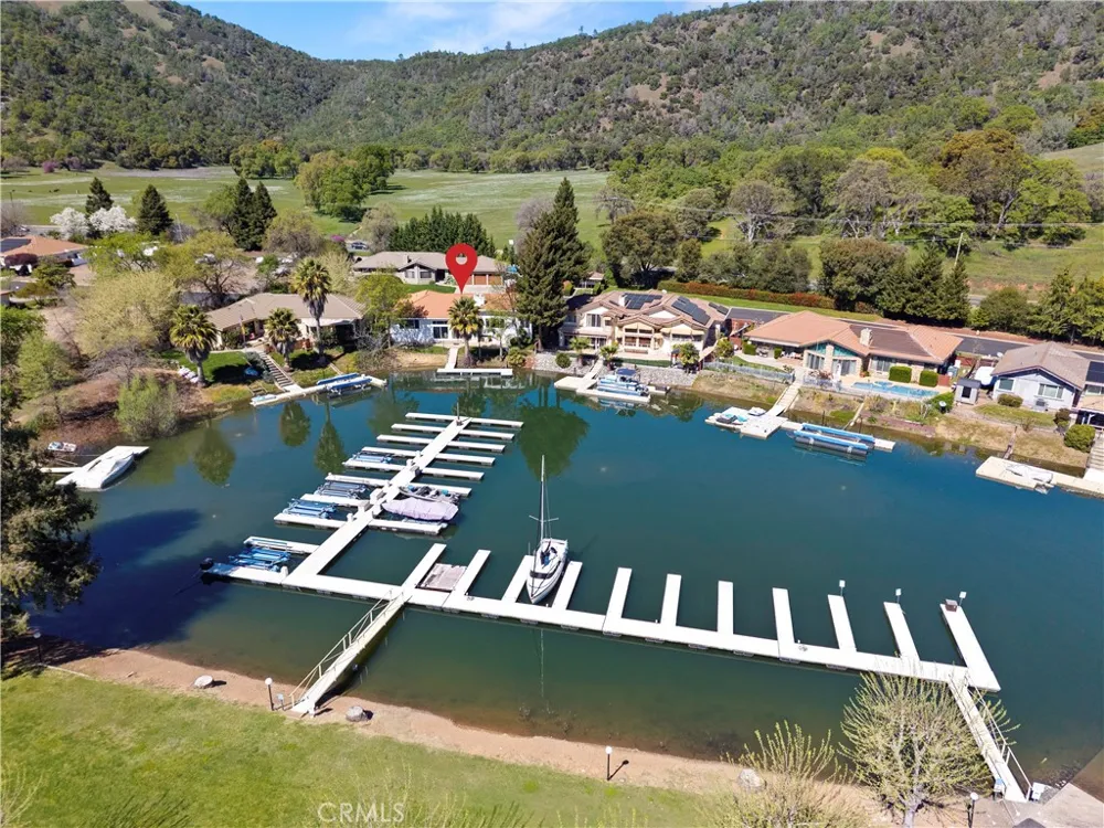 8581 Paradise Valley Boulevard Lucerne, CA 95458