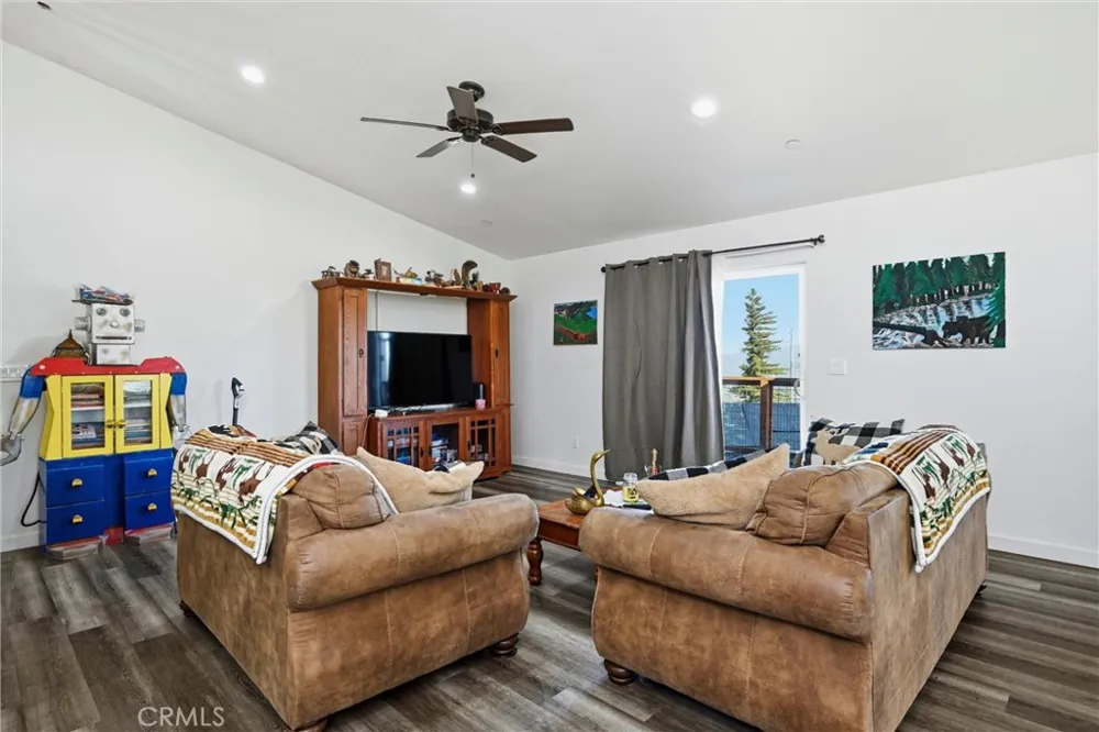 9786 Pinon Way Kelseyville, CA 95451