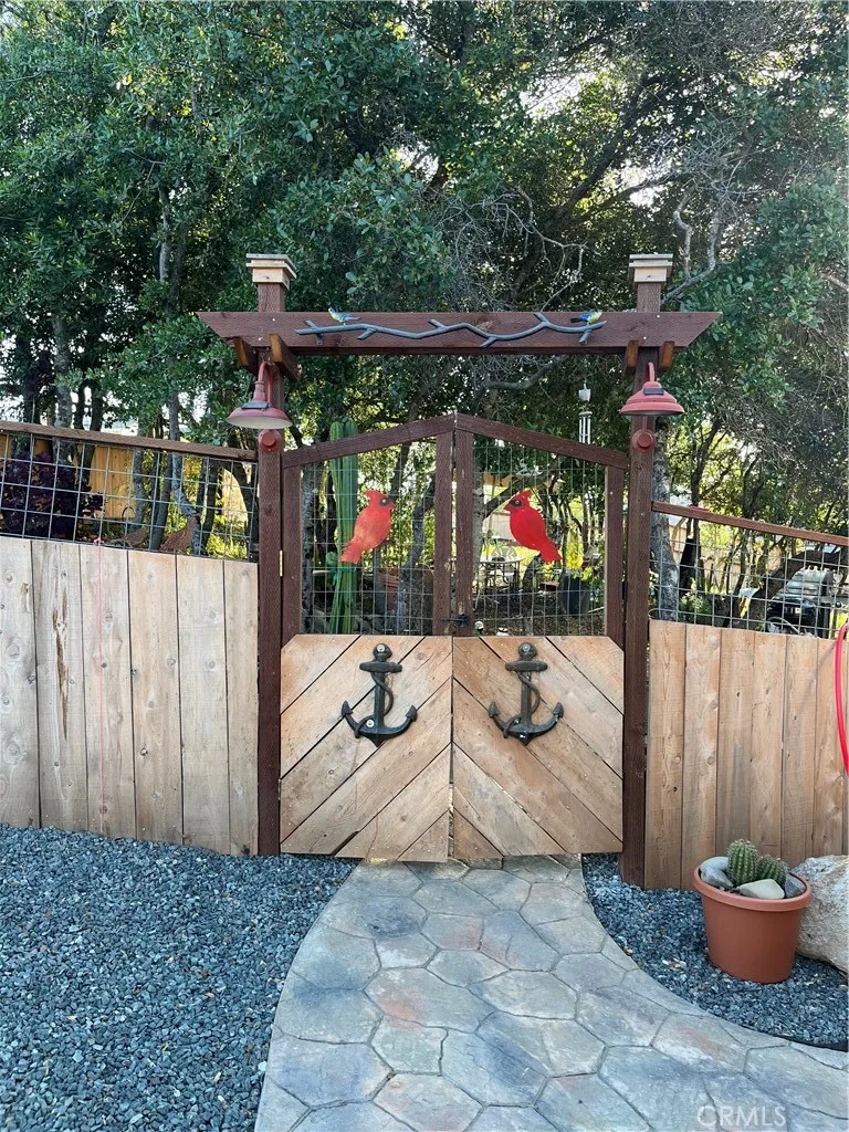 9786 Pinon Way Kelseyville, CA 95451