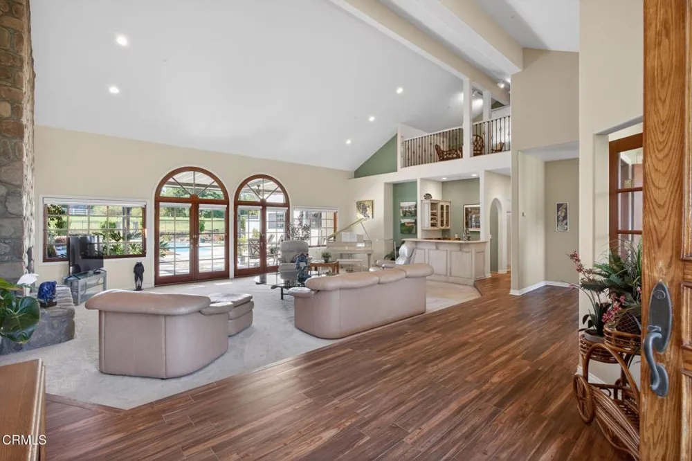 10995 Alto Court Oak View, CA 93022