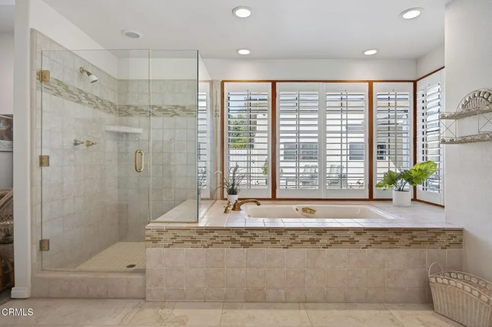 10995 Alto Court Oak View, CA 93022