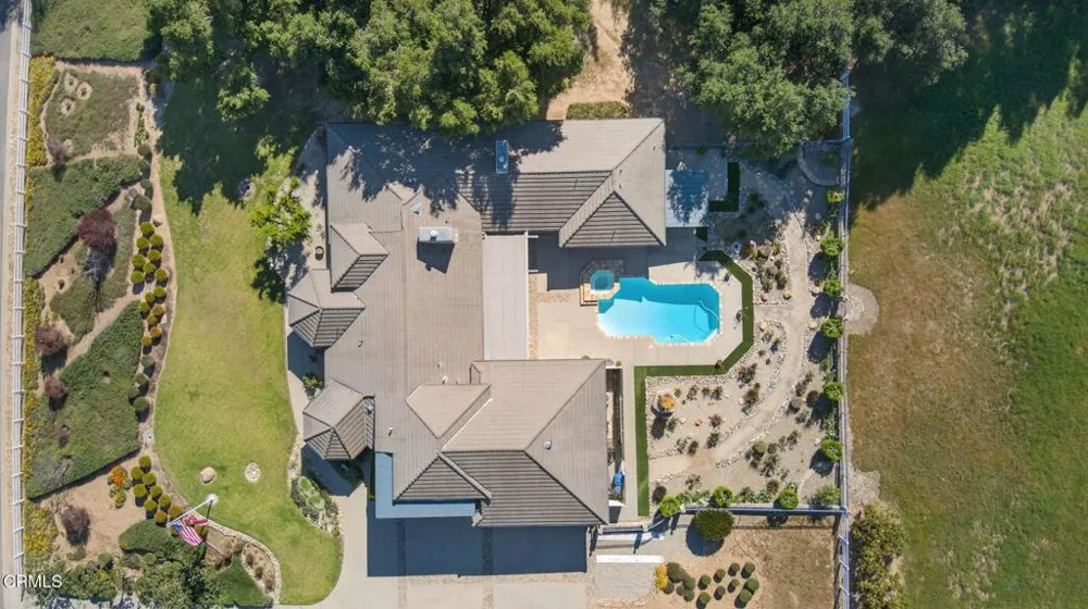 10995 Alto Court Oak View, CA 93022