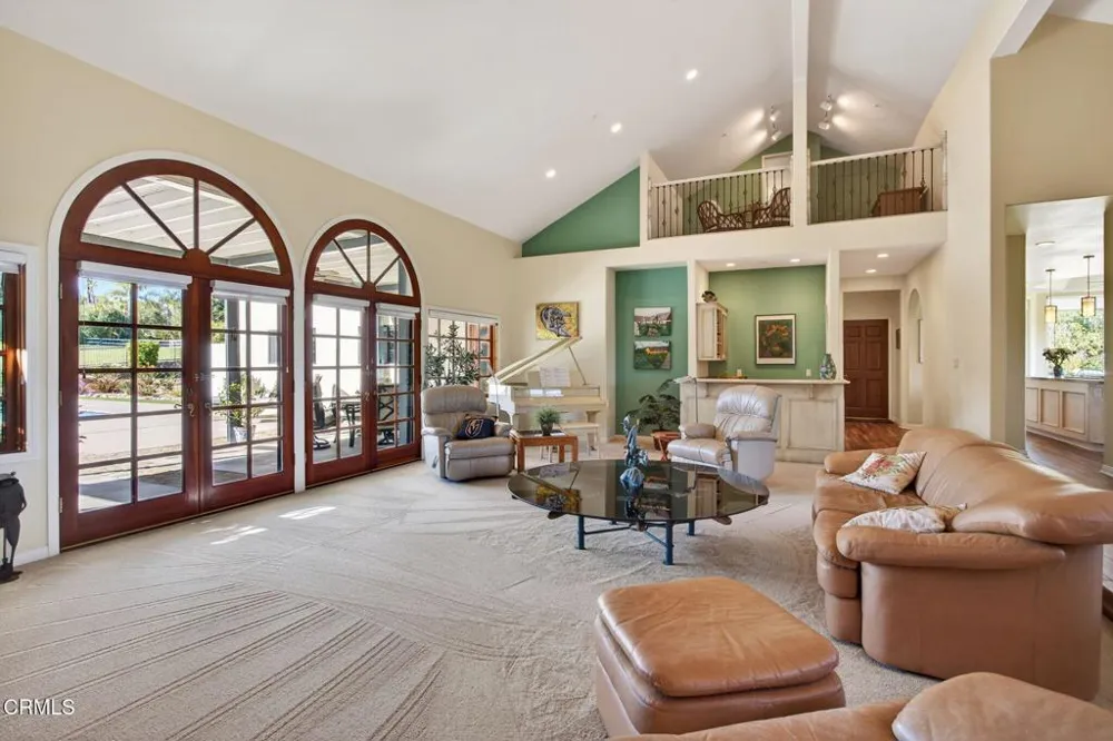 10995 Alto Court Oak View, CA 93022