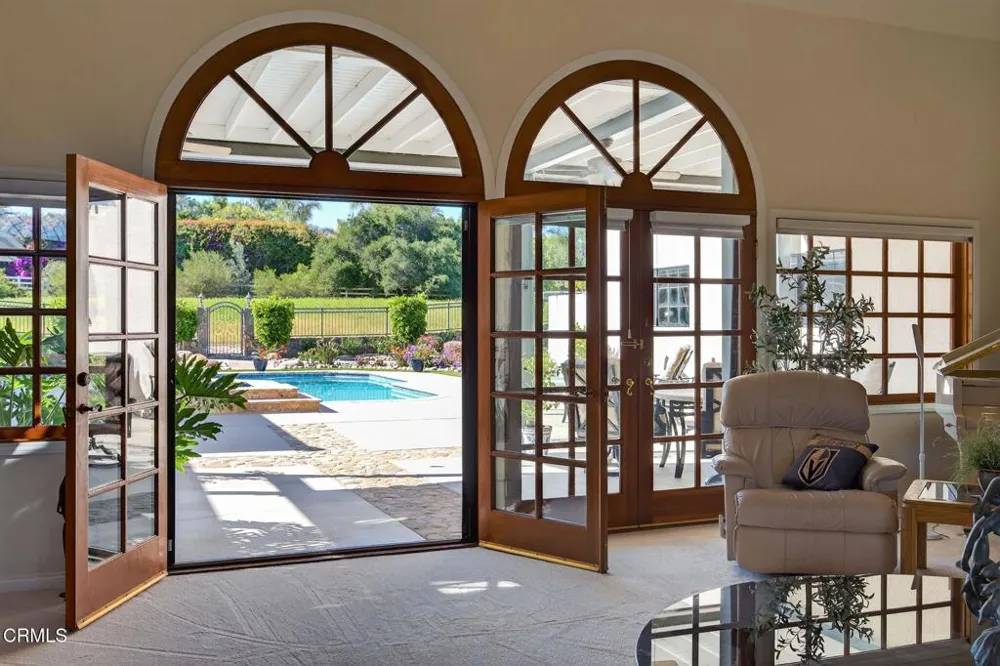 10995 Alto Court Oak View, CA 93022